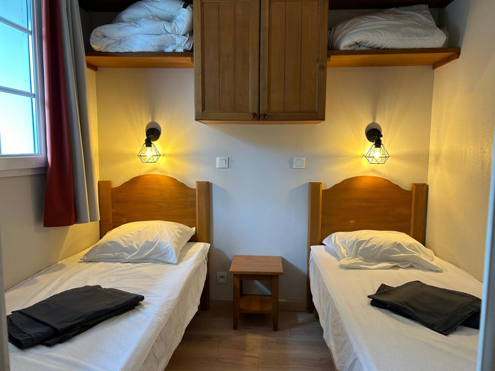 Apartment Appt Hameau Du Lac, Avec Piscine